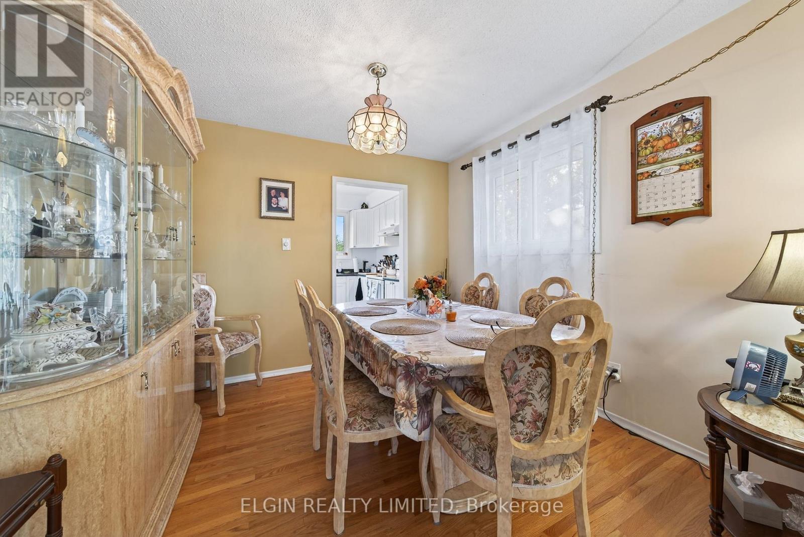 14 Stirling Crescent, St. Thomas, Ontario  N5P 3R3 - Photo 9 - X12473669