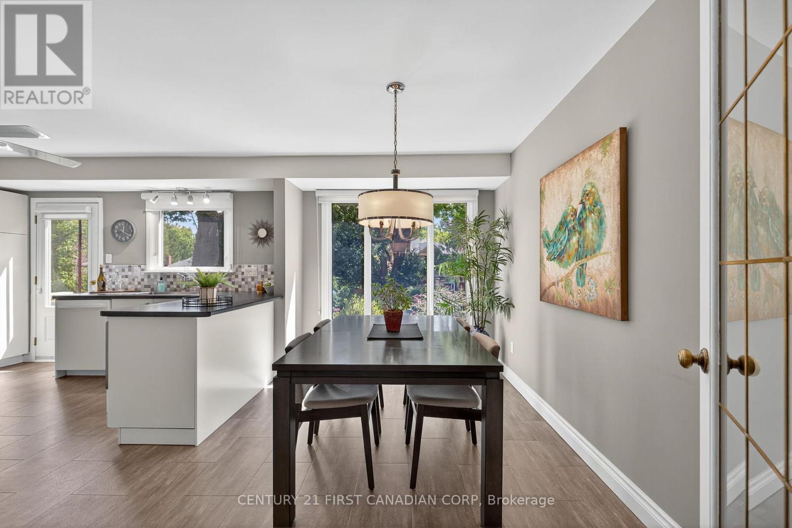 1432 Norman Place, London South (South B), Ontario  N6K 2S7 - Photo 8 - X12473691