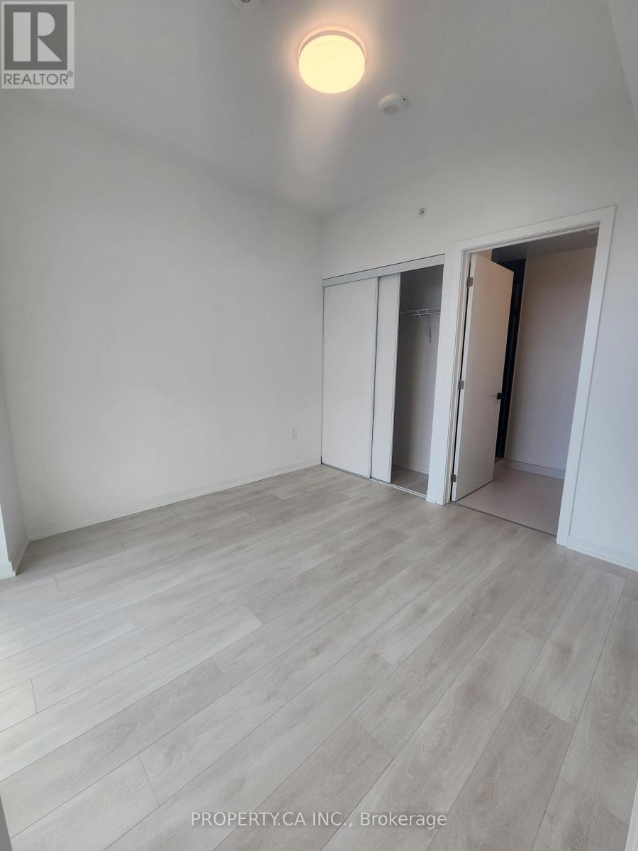 2210 - 10 Graphophone Grove, Toronto, Ontario  M6H 0E5 - Photo 11 - W12473231