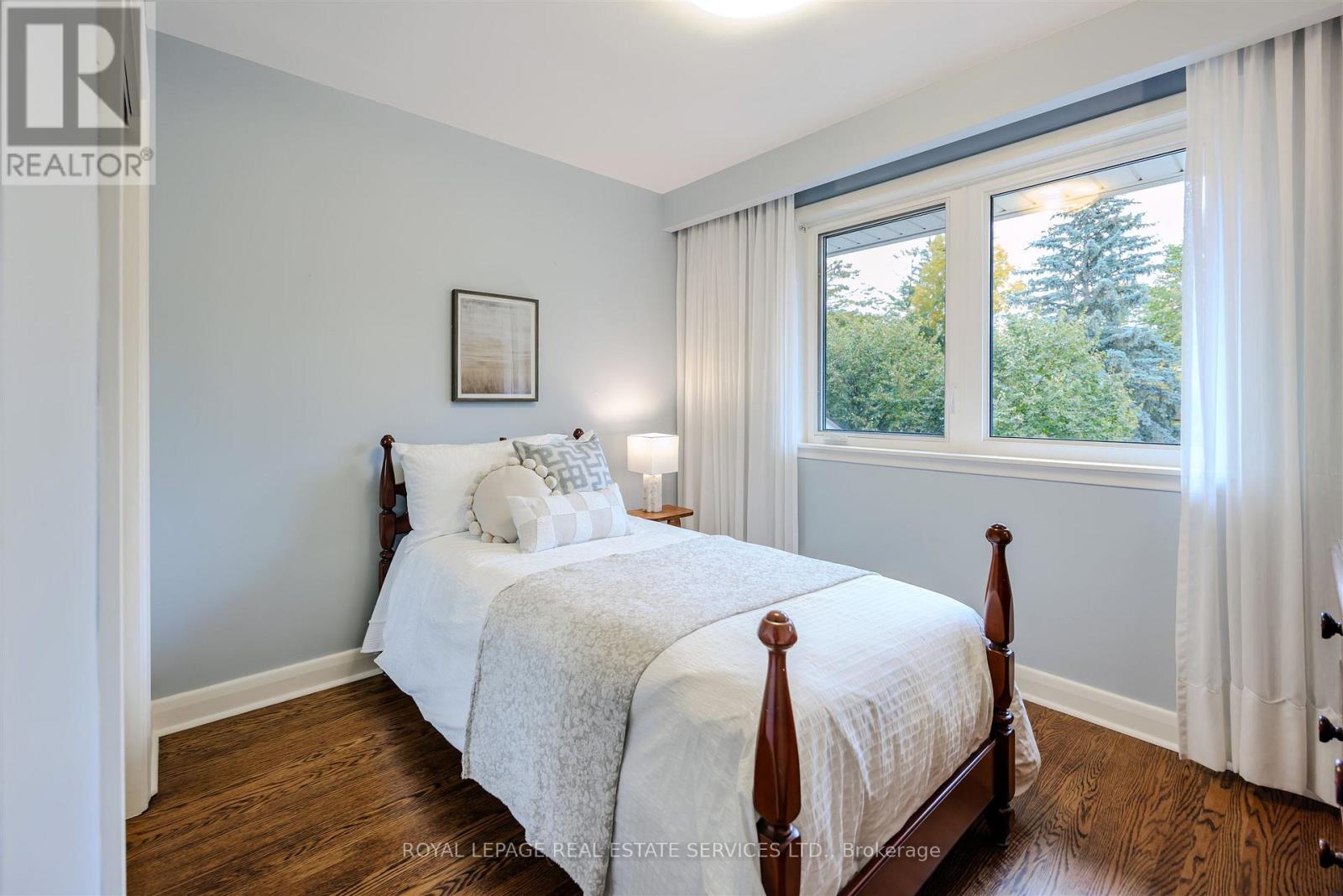 48 Reid Manor, Toronto, Ontario  M8Y 2J1 - Photo 23 - W12473380