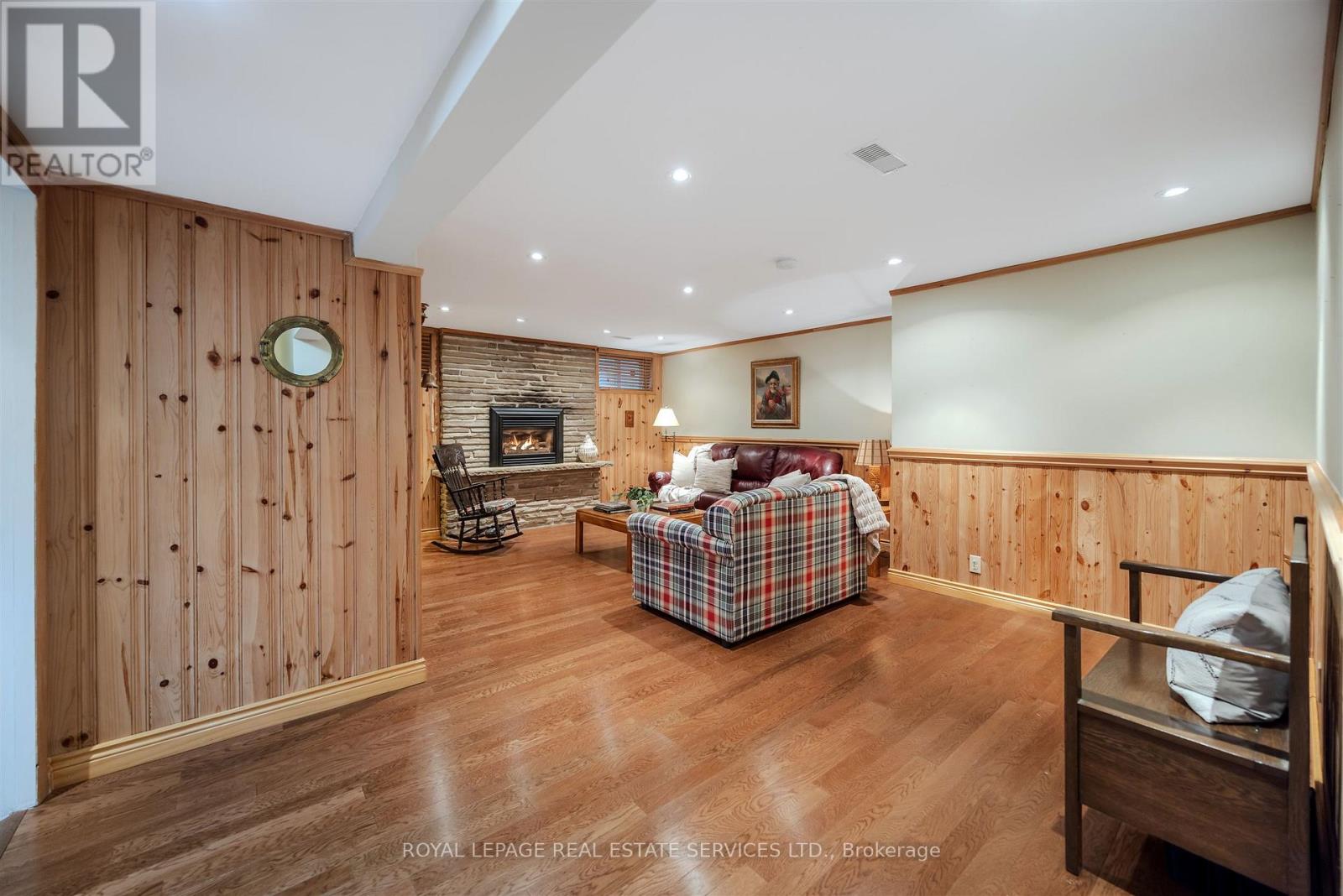 48 Reid Manor, Toronto, Ontario  M8Y 2J1 - Photo 29 - W12473380