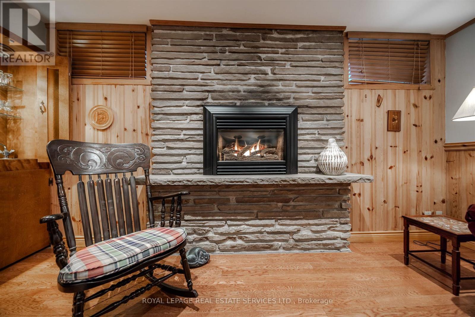 48 Reid Manor, Toronto, Ontario  M8Y 2J1 - Photo 31 - W12473380
