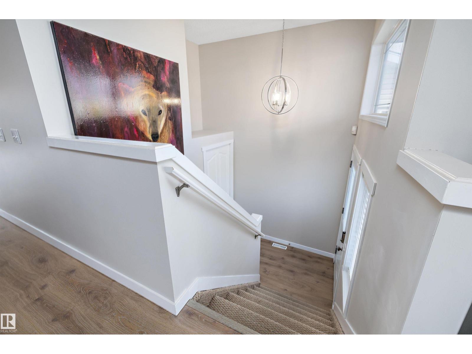 3019 33 Av Nw, Edmonton, Alberta  T6T 1X2 - Photo 2 - E4462920