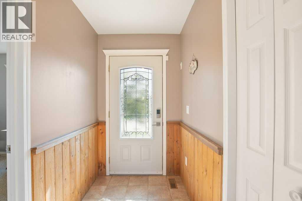 431 Carriage Lane Crossing, Carstairs, Alberta  T0M 0N0 - Photo 14 - A2265667