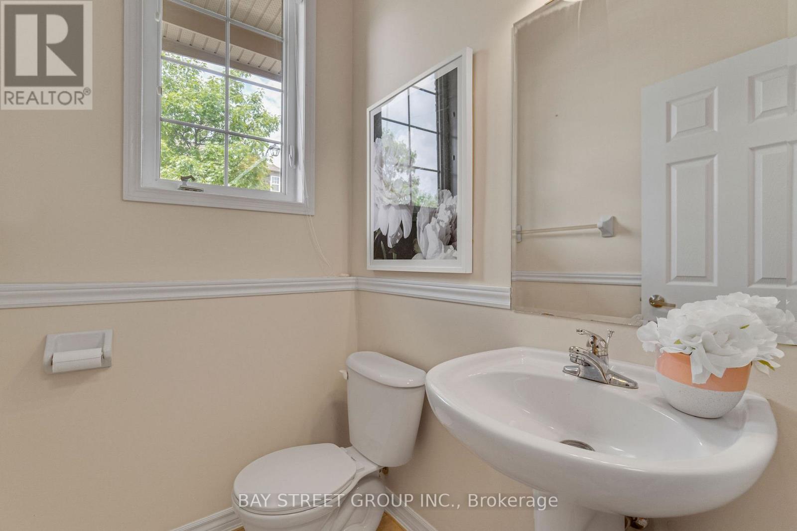 75 Finney Terrace, Milton, Ontario  L9T 7B1 - Photo 19 - W12473470