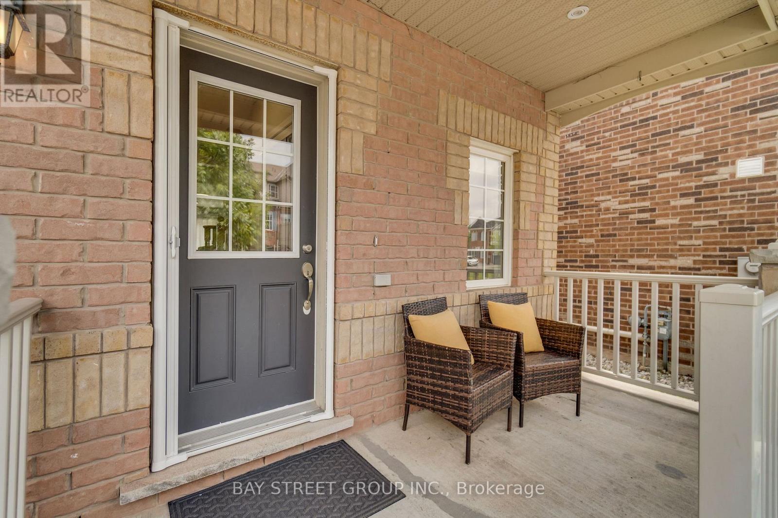 75 Finney Terrace, Milton, Ontario  L9T 7B1 - Photo 5 - W12473470