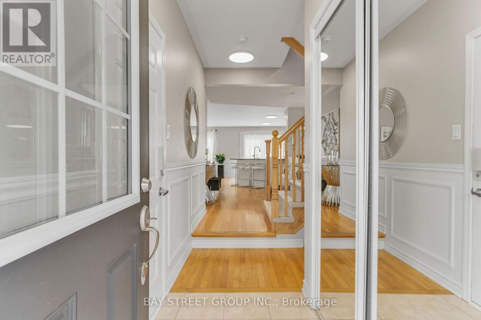 75 Finney Terrace, Milton, Ontario  L9T 7B1 - Photo 6 - W12473470