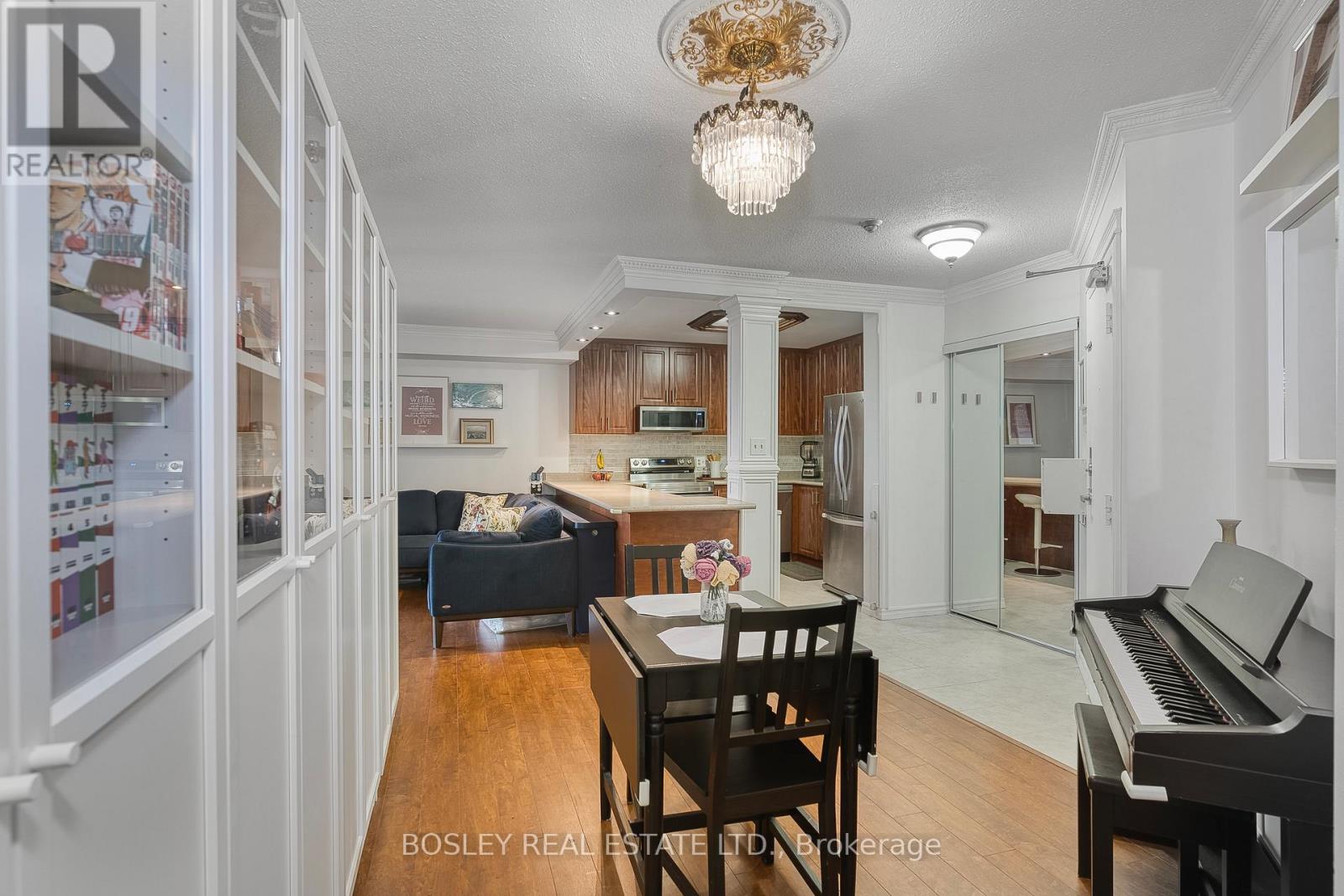1106 - 3559 Eglinton Avenue W, Toronto, Ontario  M6M 5C6 - Photo 17 - W12473477