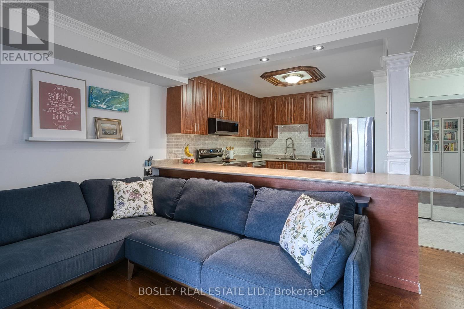 1106 - 3559 Eglinton Avenue W, Toronto, Ontario  M6M 5C6 - Photo 8 - W12473477