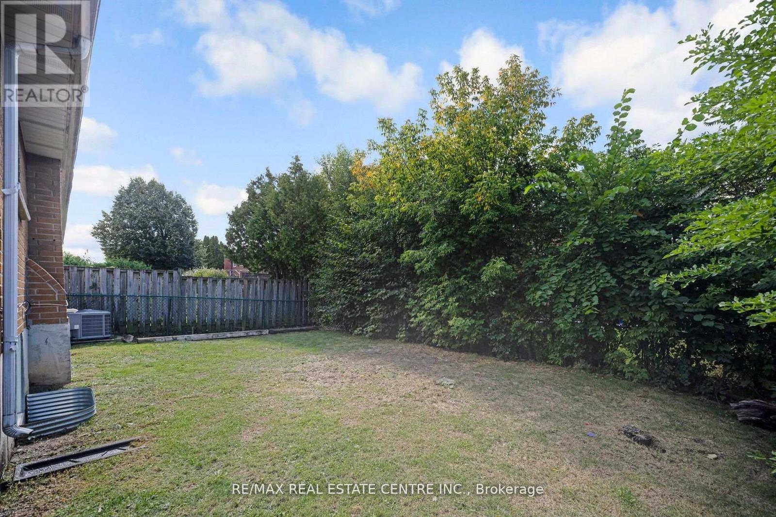 35 Madison Street, Brampton, Ontario  L6S 3C4 - Photo 27 - W12473535