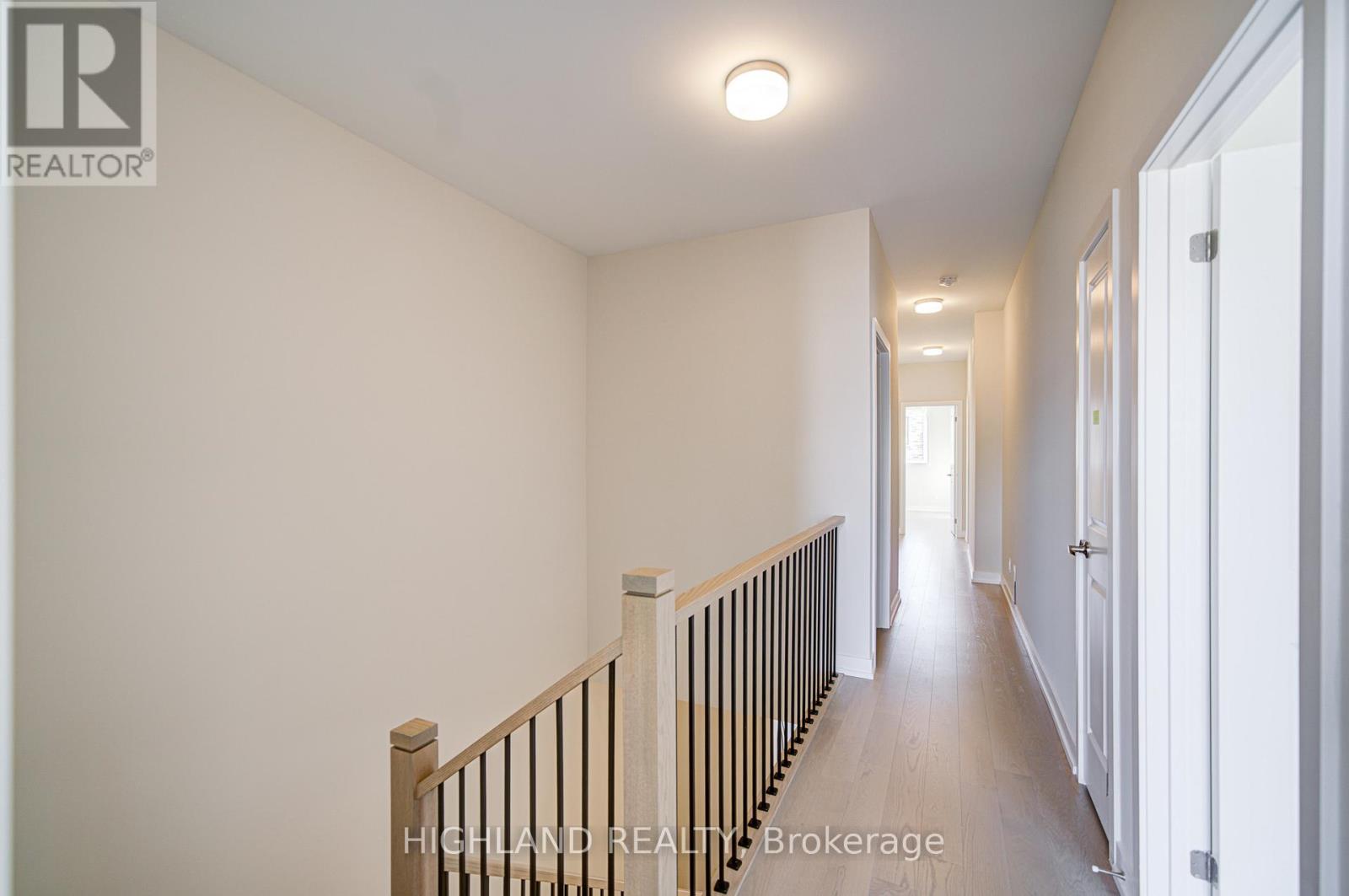 1179 Dartmouth Crescent, Oakville, Ontario  L6H 8C3 - Photo 17 - W12473550