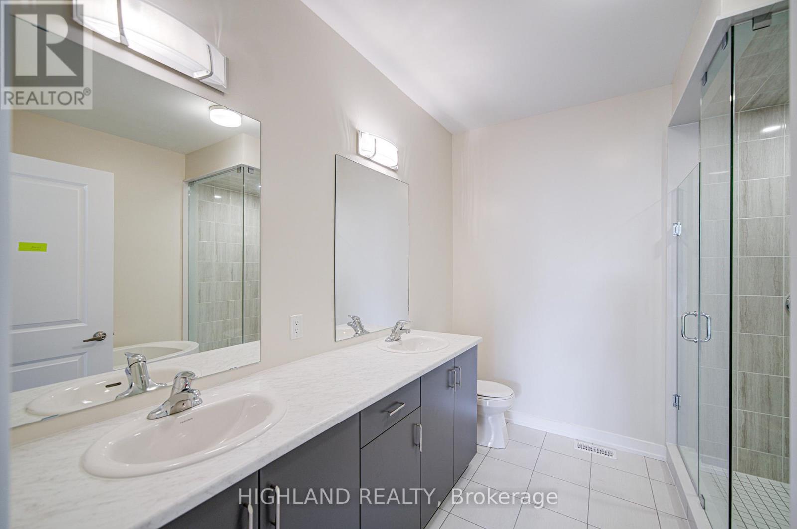 1179 Dartmouth Crescent, Oakville, Ontario  L6H 8C3 - Photo 21 - W12473550