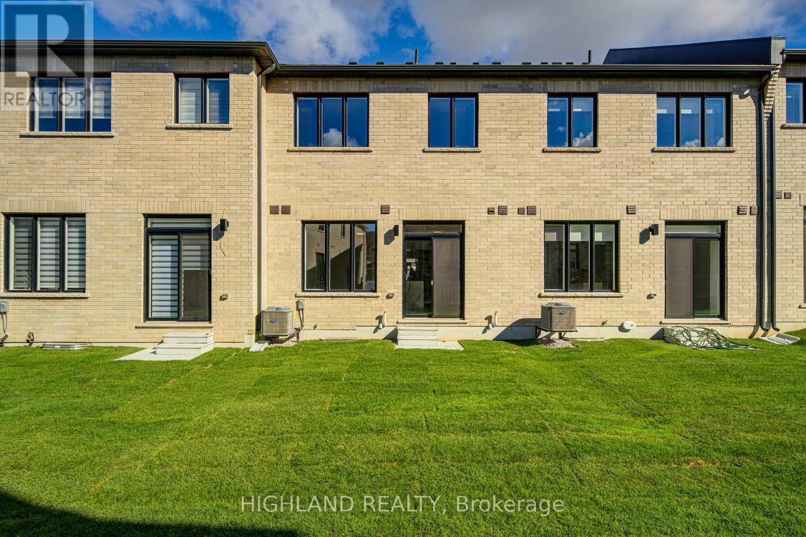 1179 Dartmouth Crescent, Oakville, Ontario  L6H 8C3 - Photo 29 - W12473550