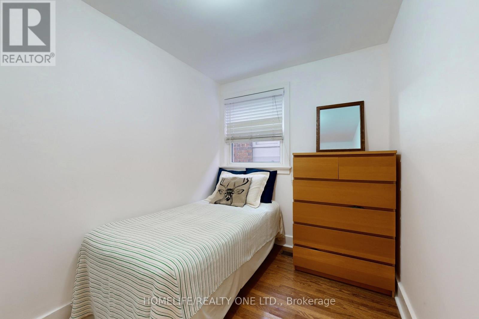 19 Morland Road S, Toronto, Ontario  M6S 2M7 - Photo 20 - W12473551