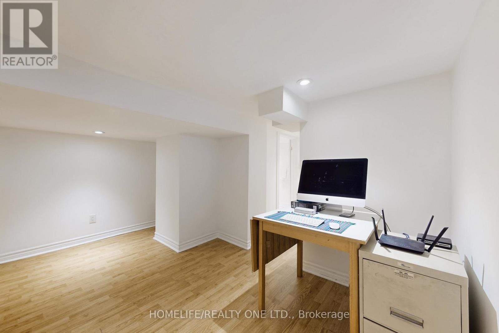 19 Morland Road S, Toronto, Ontario  M6S 2M7 - Photo 25 - W12473551