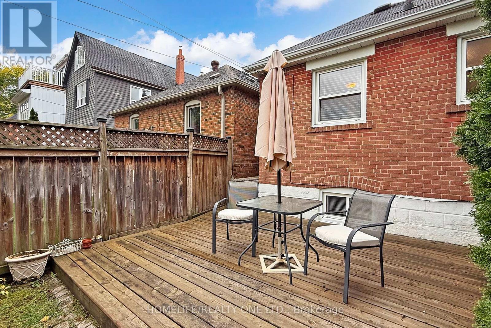19 Morland Road S, Toronto, Ontario  M6S 2M7 - Photo 36 - W12473551