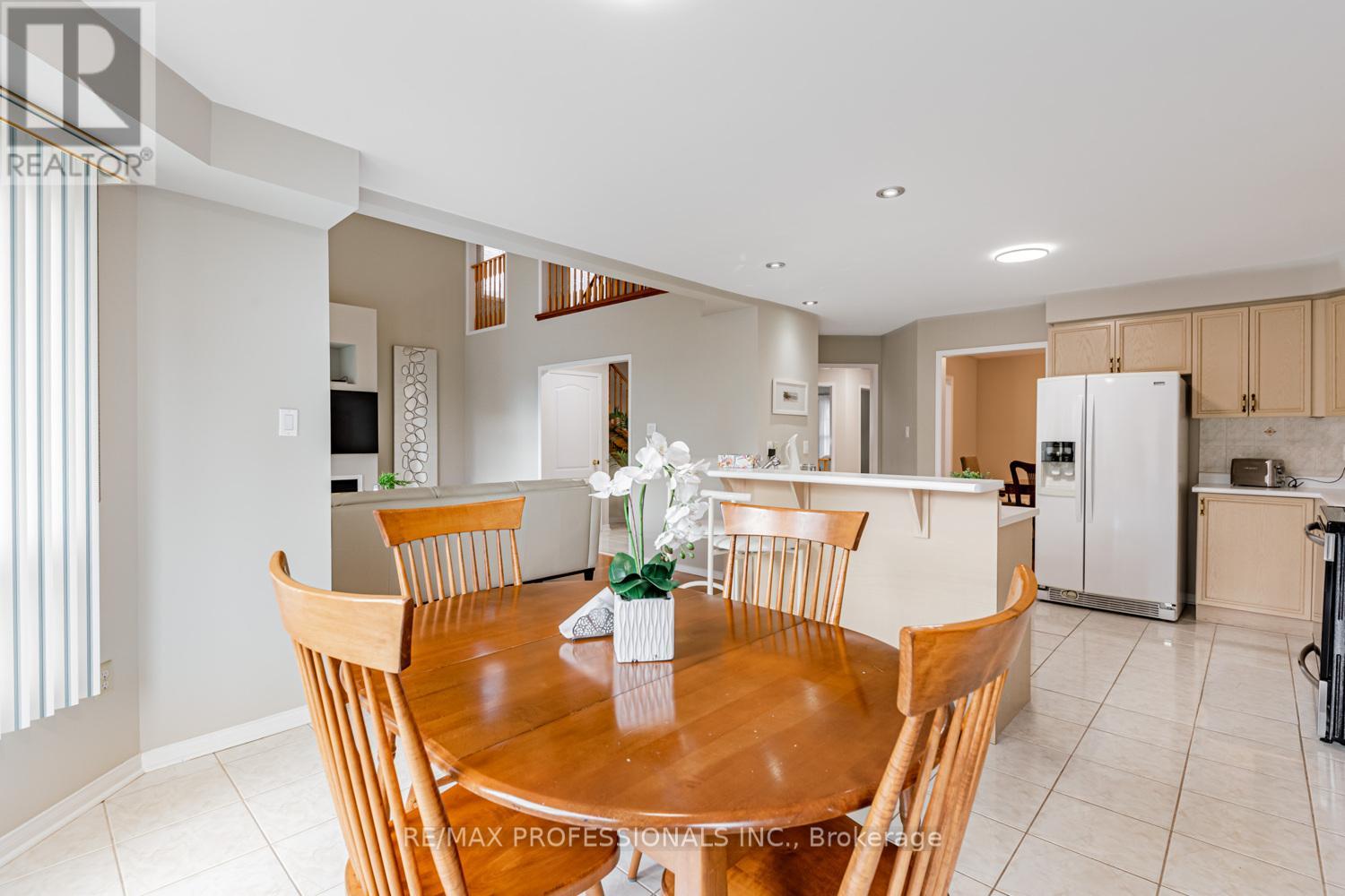 62 Banington Crescent, Brampton, Ontario  L7A 1G3 - Photo 15 - W12473554