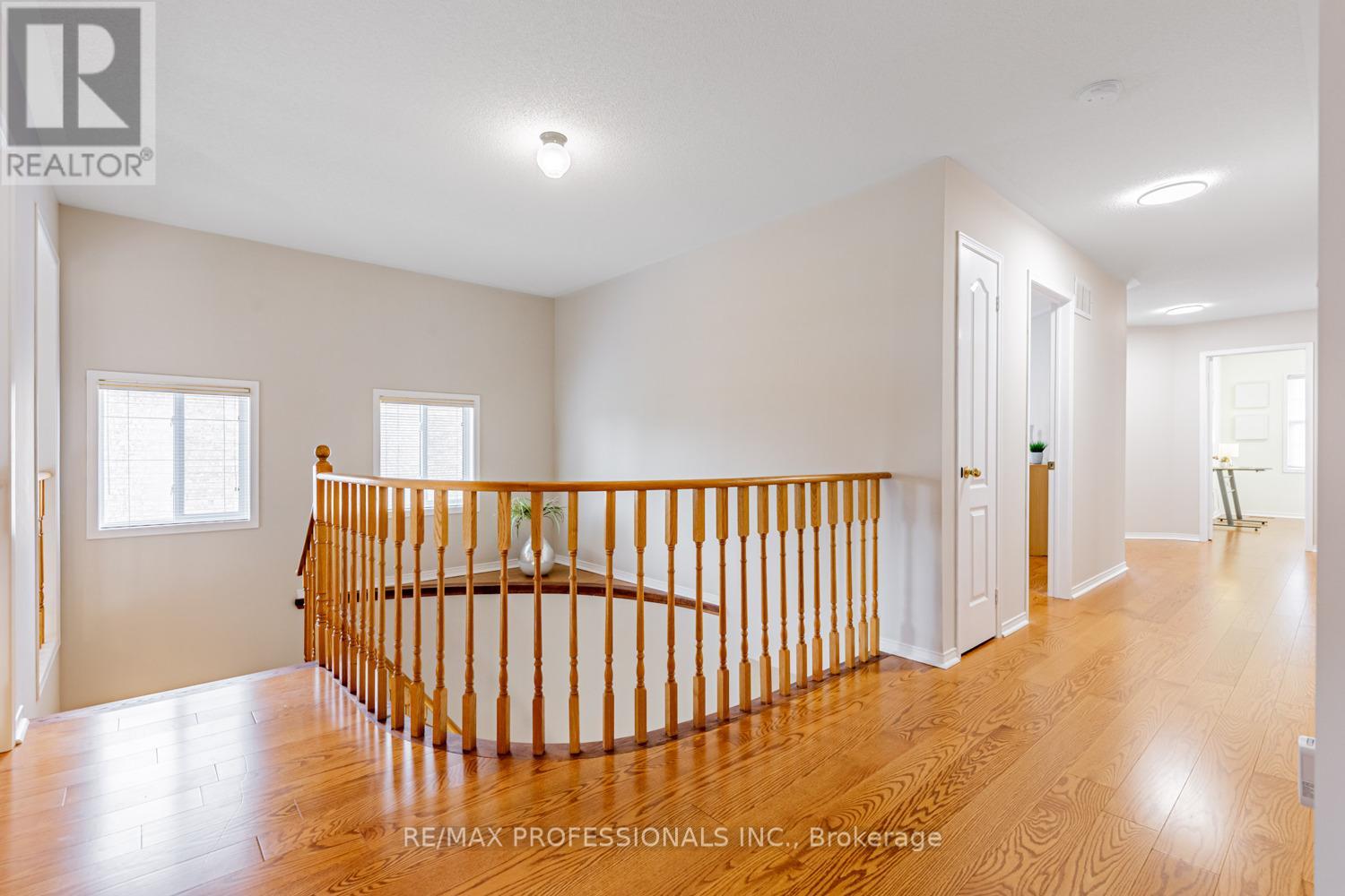 62 Banington Crescent, Brampton, Ontario  L7A 1G3 - Photo 24 - W12473554
