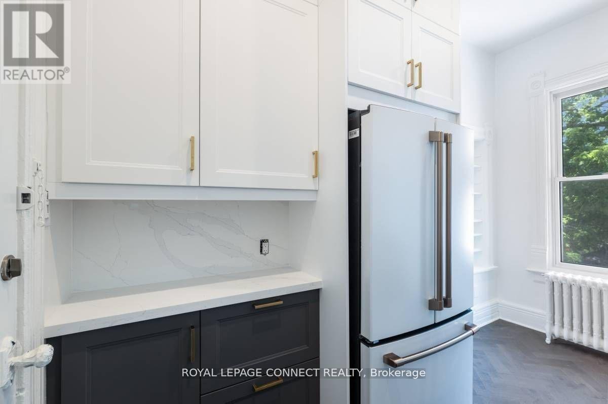 3 - 178 High Park Avenue, Toronto, Ontario  M6P 2S4 - Photo 14 - W12473556