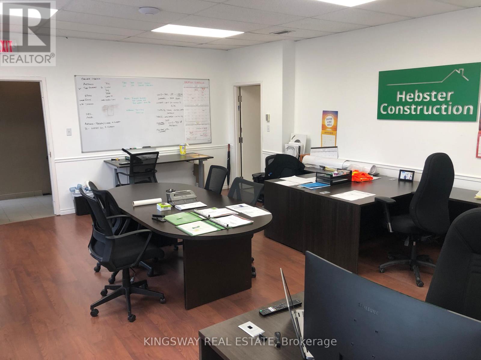 203 - 251 Main Street, Milton, Ontario  L9T 1P1 - Photo 6 - W12473571