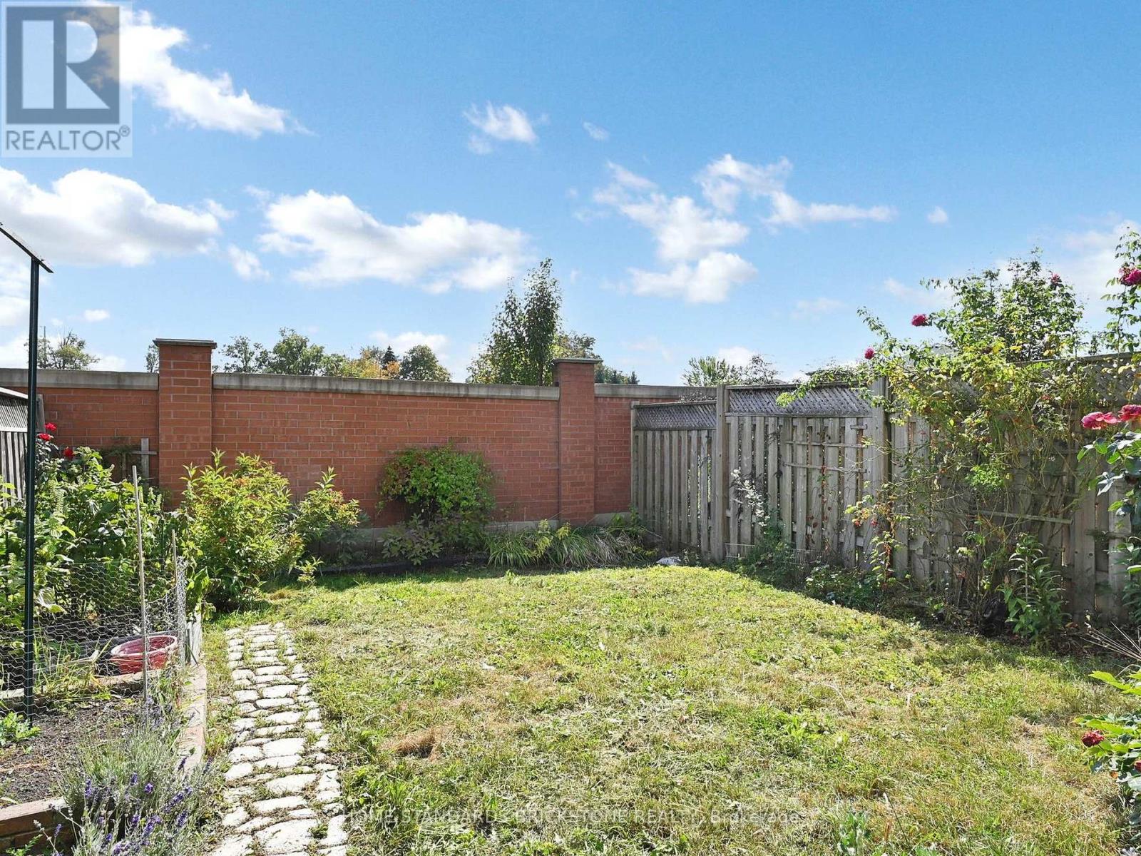 50 Versailles Crescent, Brampton, Ontario  L6P 3J9 - Photo 48 - W12473576