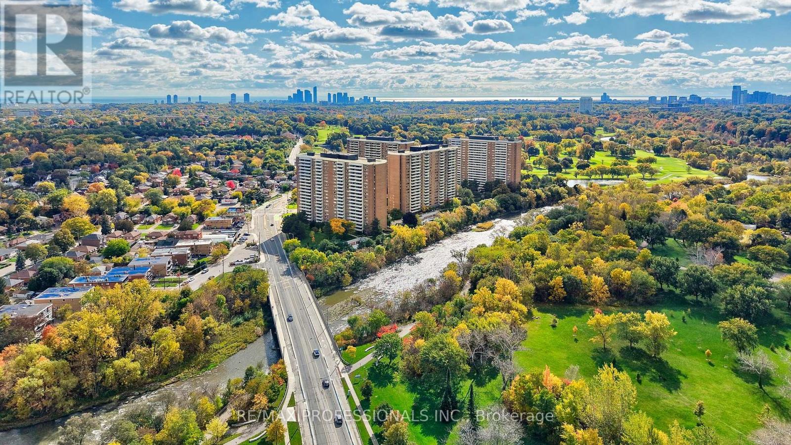 1710 - 270 SCARLETT ROAD, Toronto, Ontario