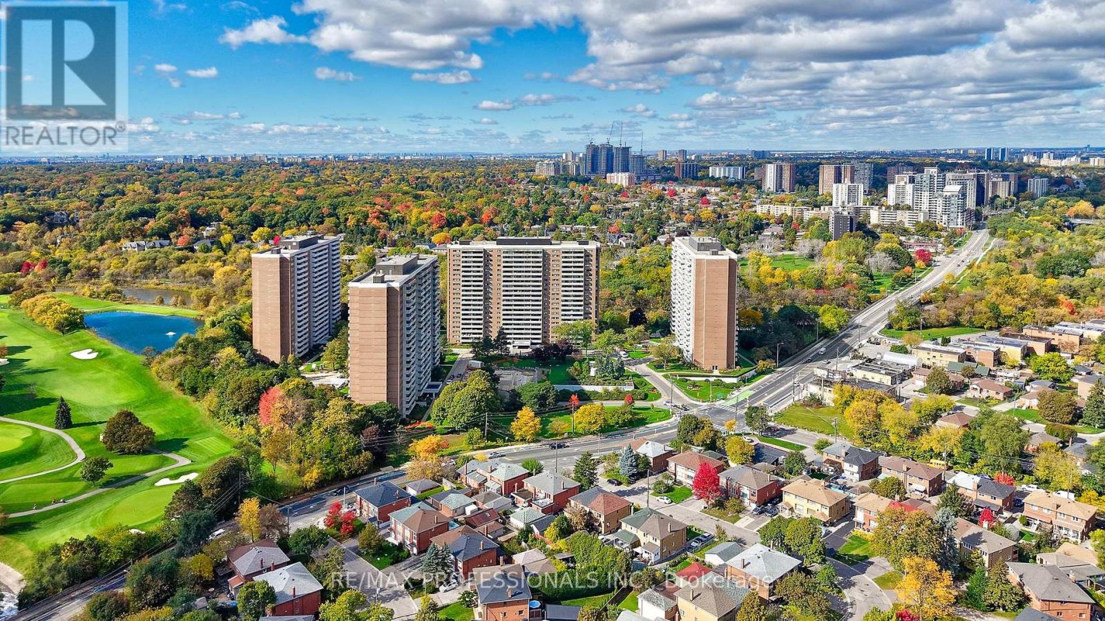 1710 - 270 Scarlett Road, Toronto, Ontario  M6N 4X7 - Photo 2 - W12473597
