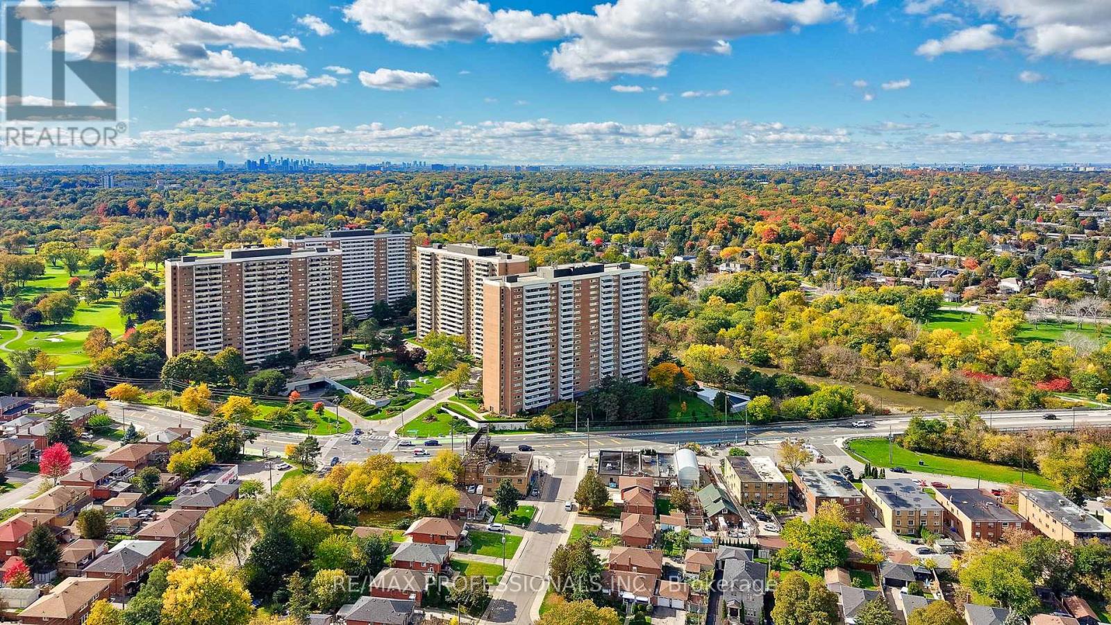 1710 - 270 Scarlett Road, Toronto, Ontario  M6N 4X7 - Photo 32 - W12473597