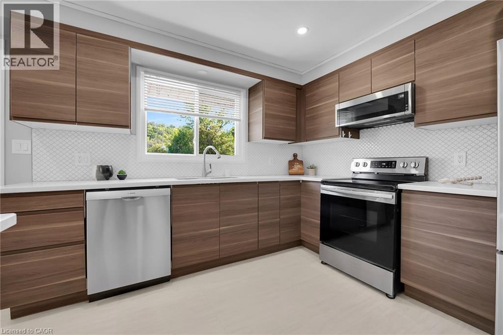 944 & 994 8 Highway, Stoney Creek, Ontario  L8E 5J1 - Photo 9 - 40727655