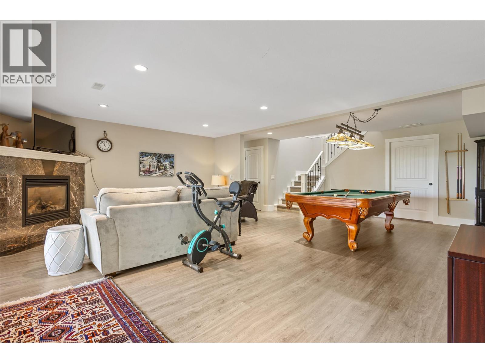 1012 Arbor View Drive, Kelowna, British Columbia  V1W 5A1 - Photo 43 - 10366021