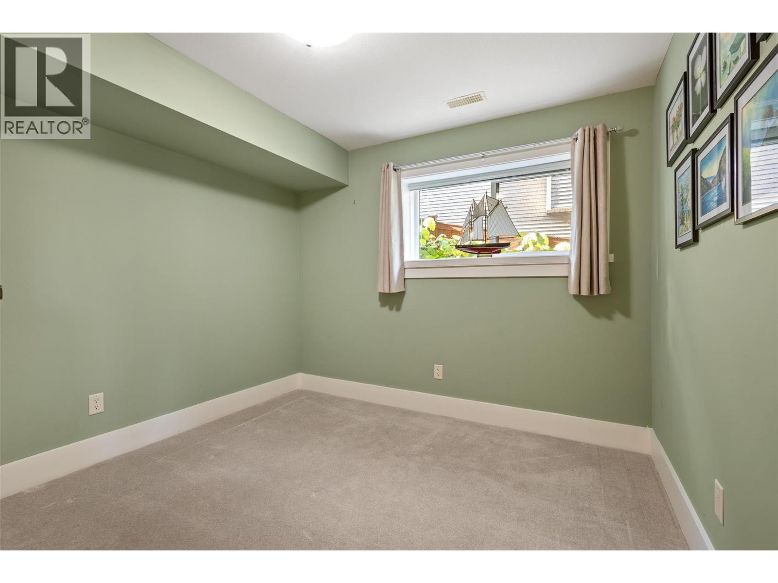 1012 Arbor View Drive, Kelowna, British Columbia  V1W 5A1 - Photo 51 - 10366021