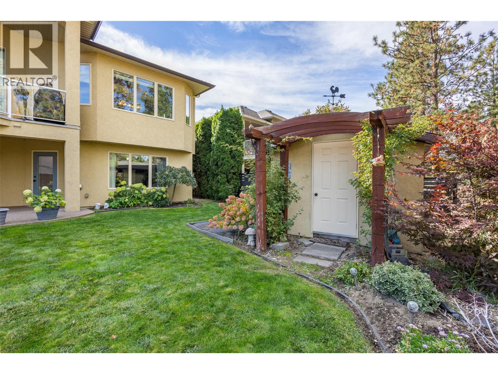 1012 Arbor View Drive, Kelowna, British Columbia  V1W 5A1 - Photo 60 - 10366021