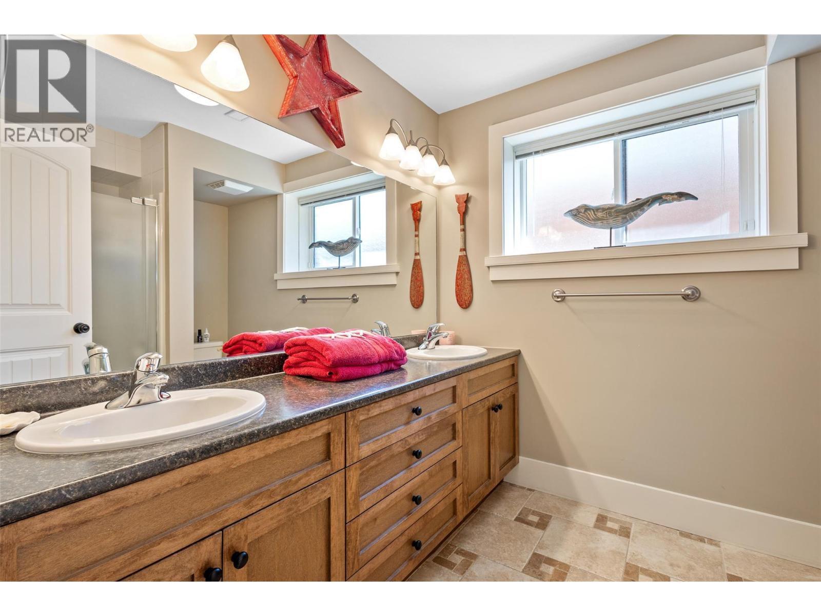 1012 Arbor View Drive, Kelowna, British Columbia  V1W 5A1 - Photo 56 - 10366021