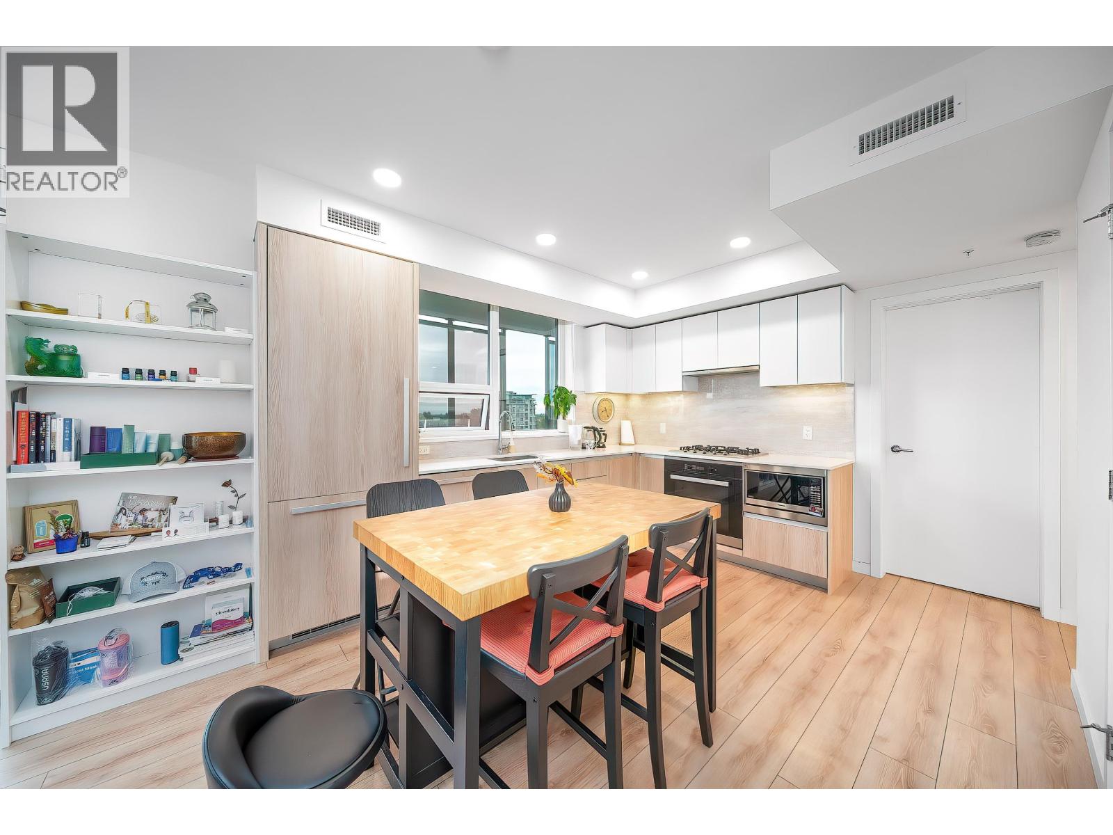909 6633 Buswell Street, Richmond, British Columbia  V6Y 0M3 - Photo 2 - R3060041