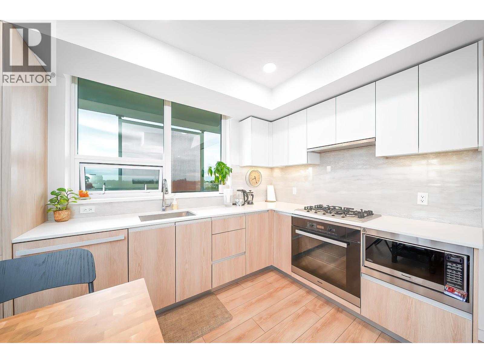 909 6633 Buswell Street, Richmond, British Columbia  V6Y 0M3 - Photo 4 - R3060041