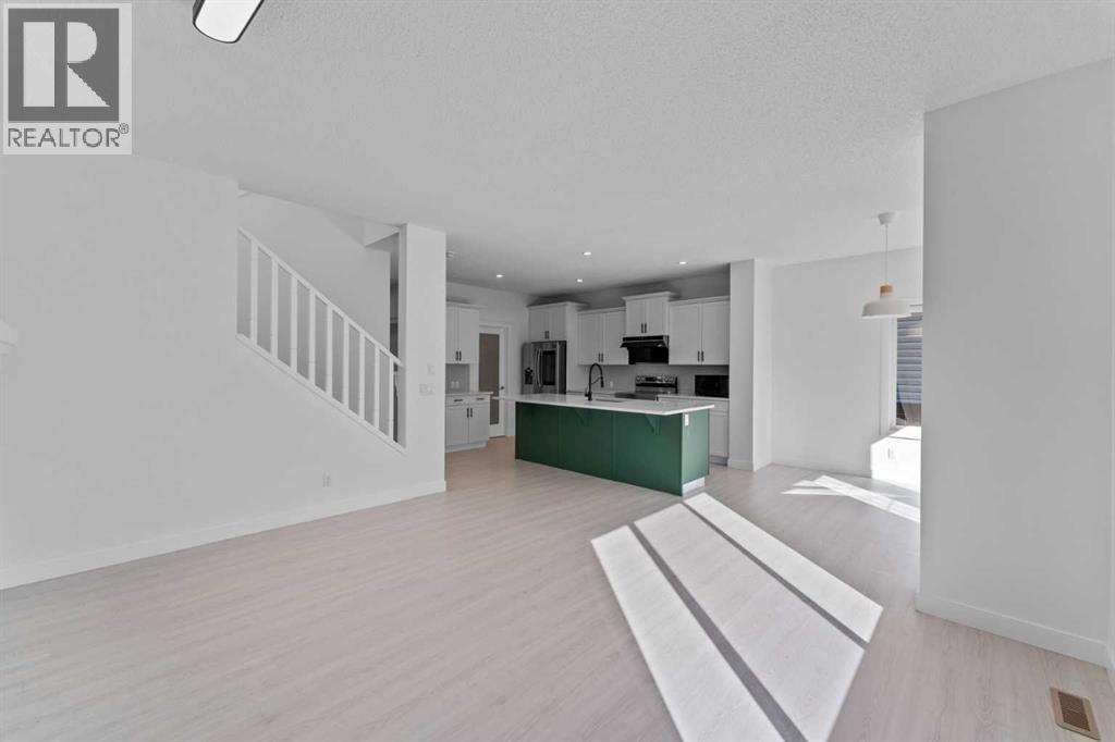 363 Evanspark Gardens Nw, Calgary, Alberta  T3P 0E2 - Photo 15 - A2260554