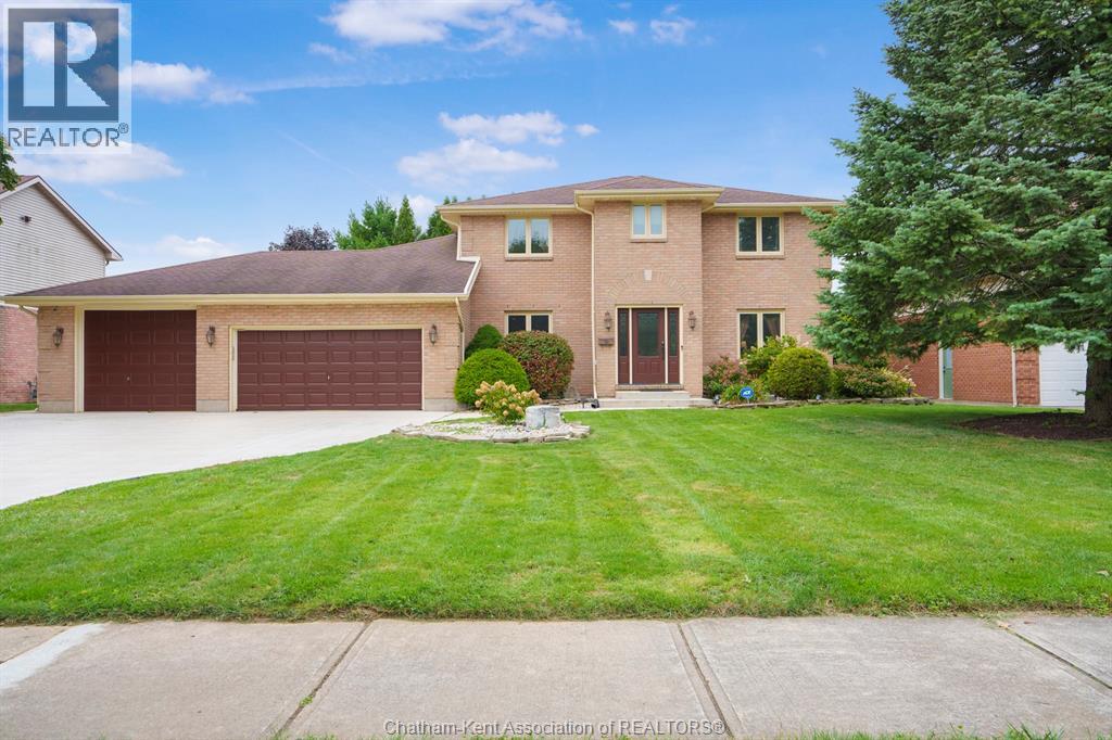 MLS# 25026700: 34 BRAEMAR BOULEVARD, Chatham, Canada