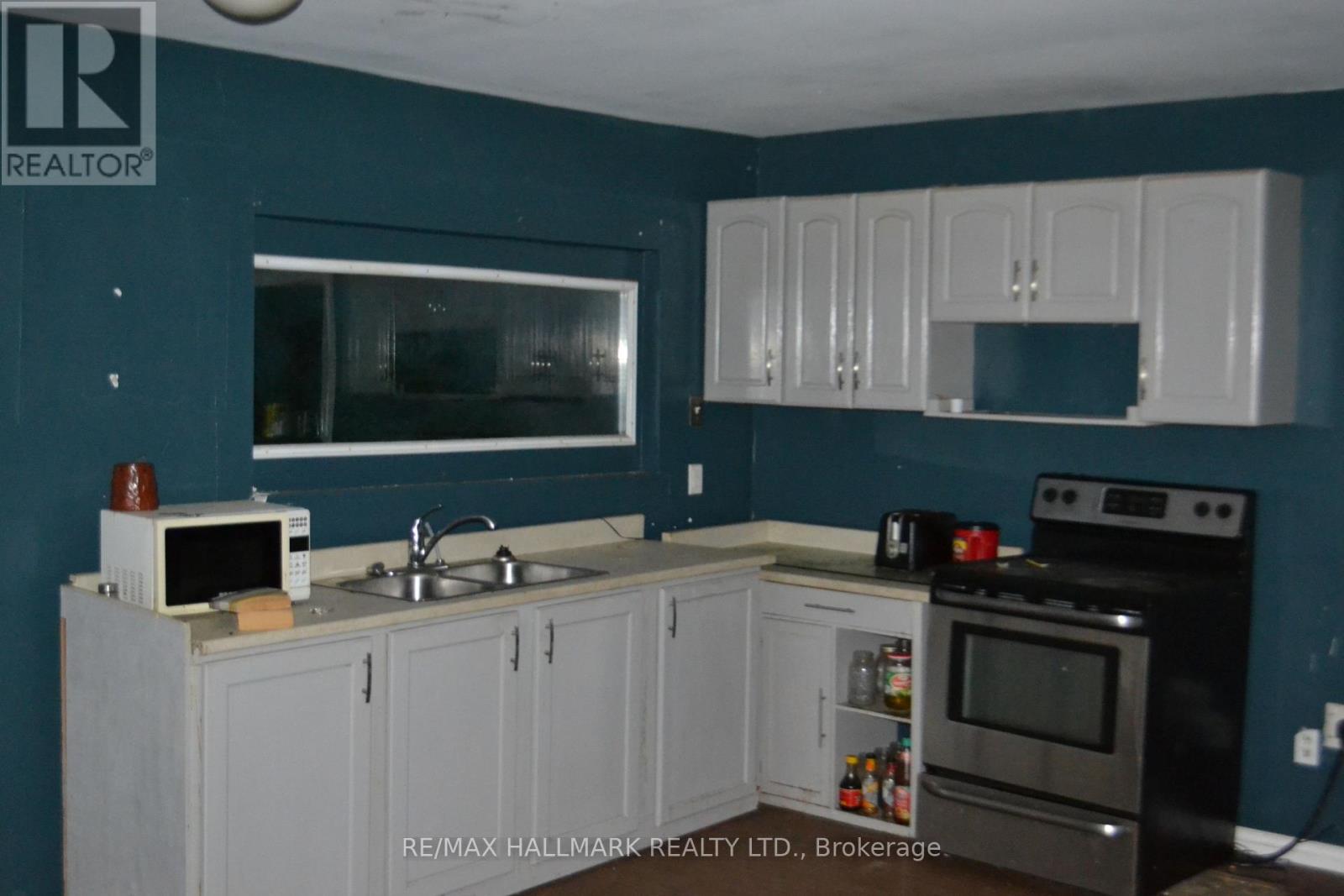 2269 Henderson Road, Frontenac, Ontario  K0K 1B0 - Photo 8 - X12473503