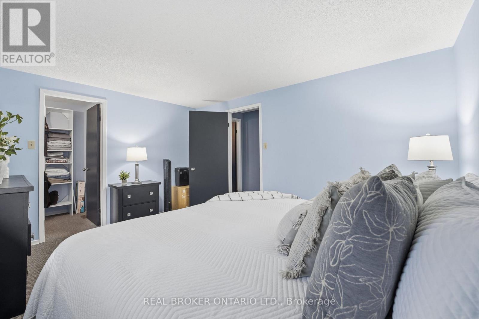 6 - 445 Kingscourt Drive, Waterloo, Ontario  N2K 3R4 - Photo 12 - X12473560