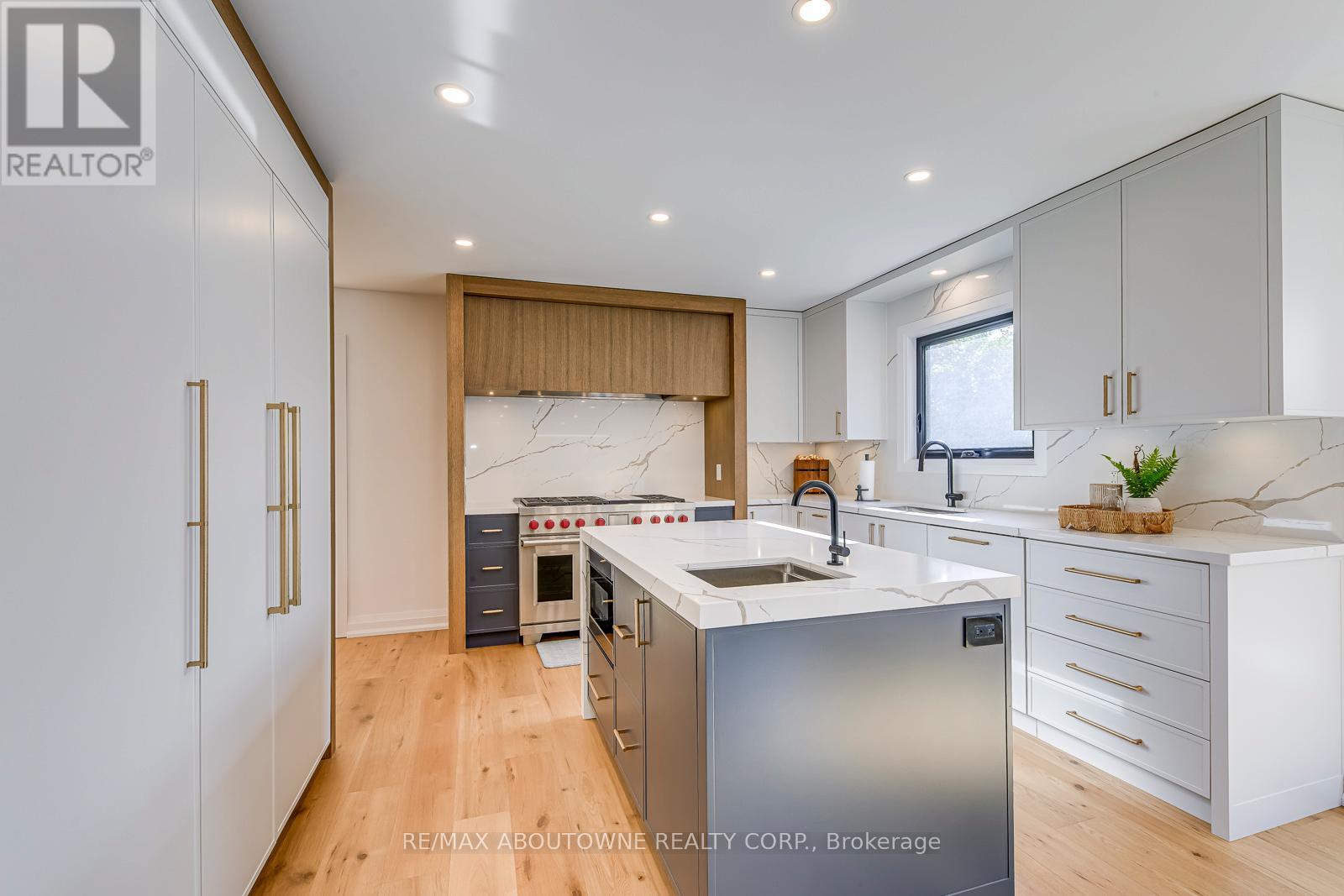 54 Deerview Avenue, Hamilton, Ontario  L9G 4R8 - Photo 16 - X12473586
