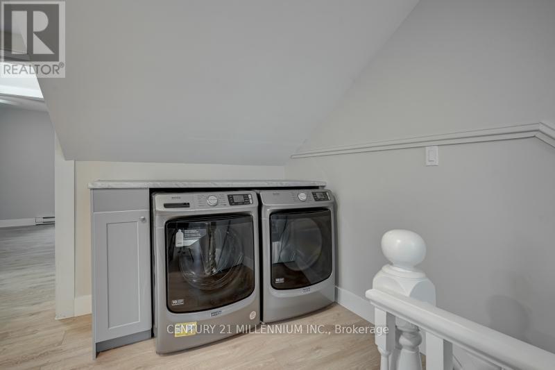Upper - 276 Edward Street, North Huron, Ontario  N0G 2W0 - Photo 13 - X12473587