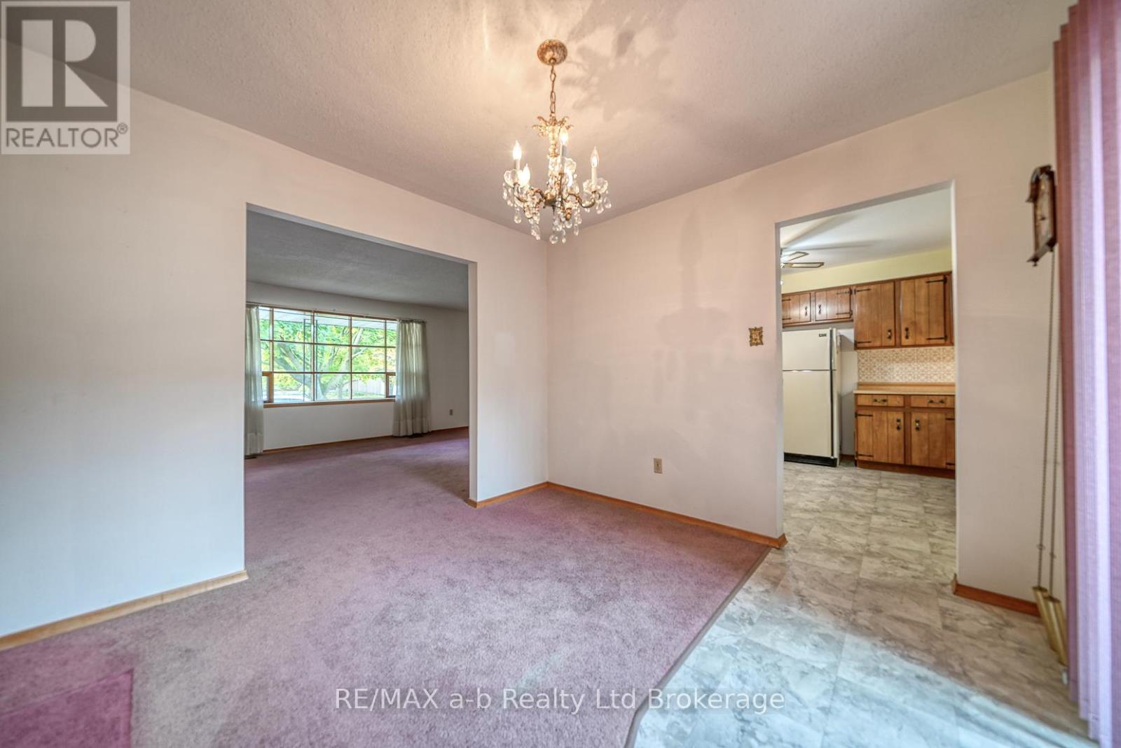 1 Golden Place, Ingersoll, Ontario  N5C 3N5 - Photo 15 - X12473698