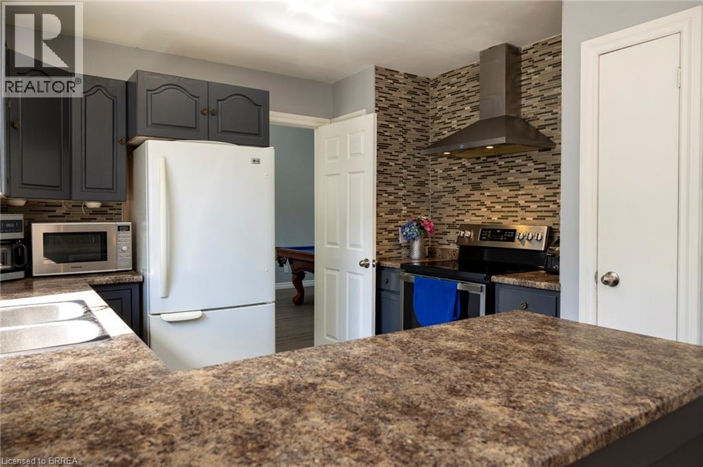 6 Bannister Street, Oakland, Ontario  N0E 1L0 - Photo 14 - 40754681