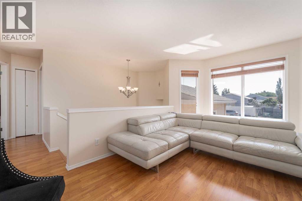 364 Heritage Crescent W, Lethbridge, Alberta  T1K 6V9 - Photo 8 - A2256208