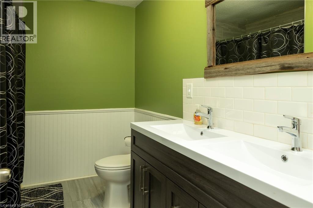 6 Bannister Street, Oakland, Ontario  N0E 1L0 - Photo 22 - 40754681