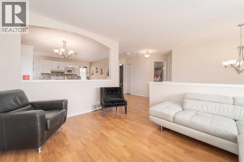 364 Heritage Crescent W, Lethbridge, Alberta  T1K 6V9 - Photo 9 - A2256208