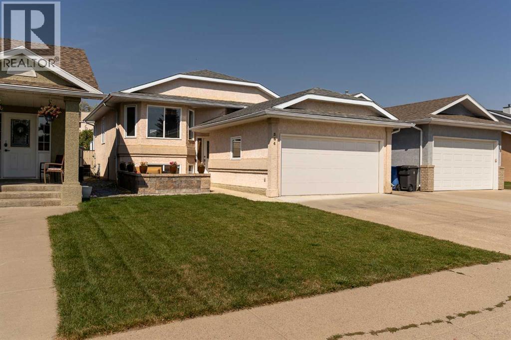 364 Heritage Crescent W, Lethbridge, Alberta  T1K 6V9 - Photo 2 - A2256208