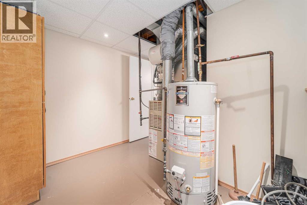 364 Heritage Crescent W, Lethbridge, Alberta  T1K 6V9 - Photo 33 - A2256208