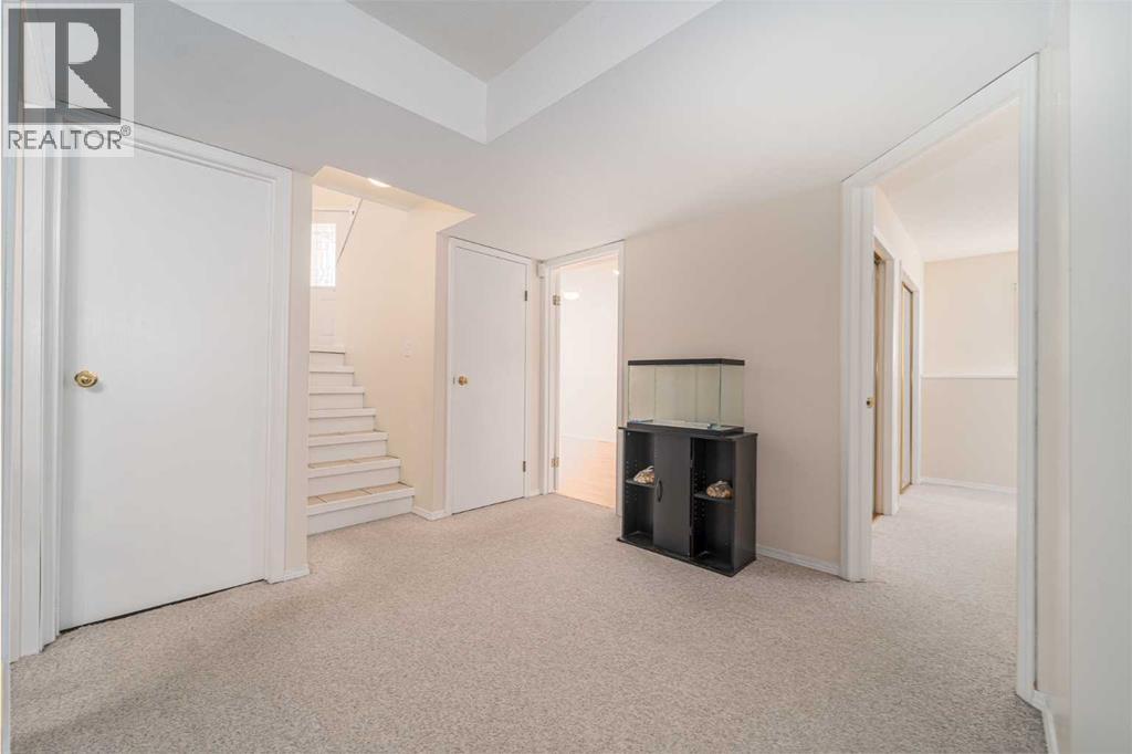 364 Heritage Crescent W, Lethbridge, Alberta  T1K 6V9 - Photo 22 - A2256208