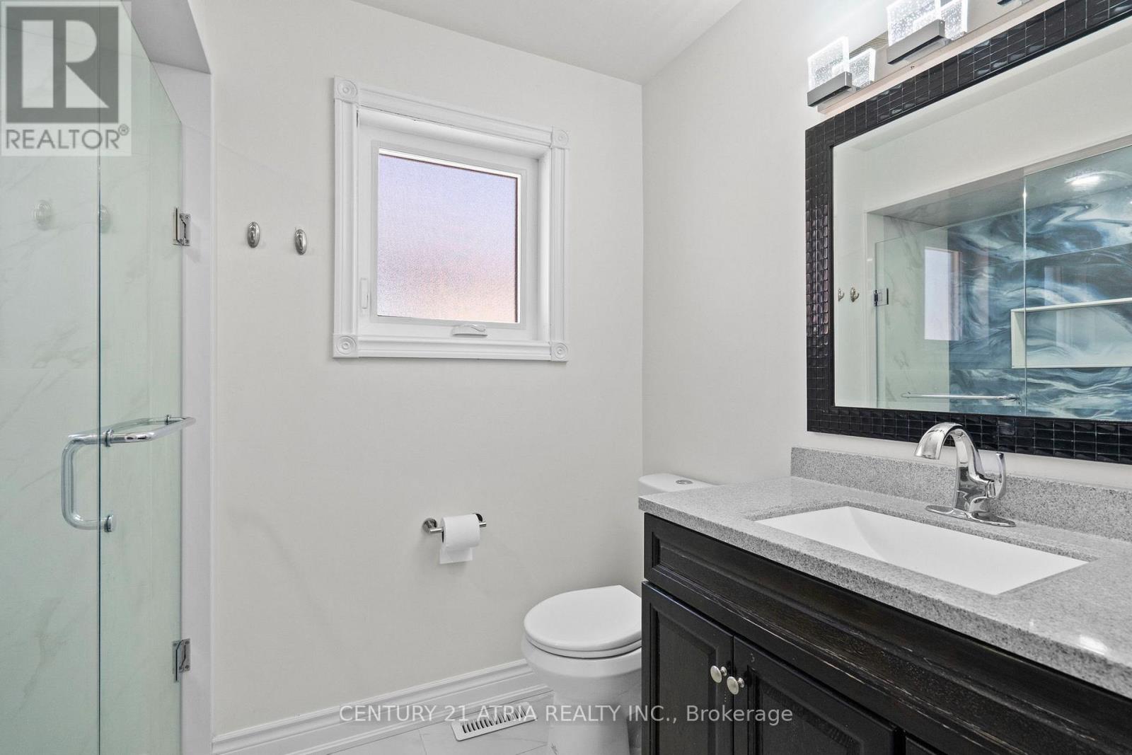 3837 Densbury Drive, Mississauga, Ontario  L5N 6Z3 - Photo 40 - W12468960